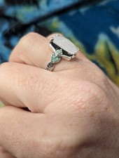  Olivenorma Square White Opal