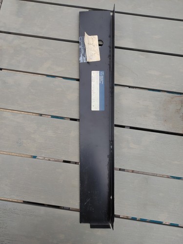 Left rear rail support - left, boot