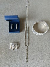 Elizabeth Duke Fine Jewellery Set: Necklace, Bracelet and Drop Earrings