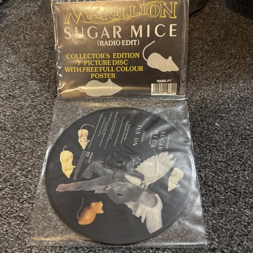 Marillion sugar mice tux - sugar, on