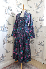 Vtg LAURA ASHLEY Black floral