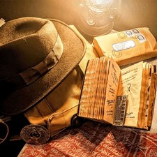 Diary prop replica - prop, indiana