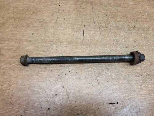 Sym xs125 rear wheel spindle - xs125,