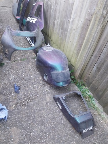 Honda vfr400 nc24 - nc24, fairings