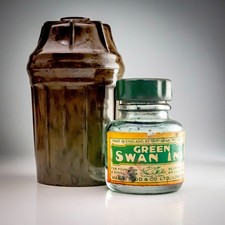 Vintage Swan Green Ink Bottle Travelling Bakelite Case Mabie Todd England c1930s