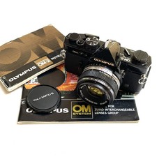 Olympus OM2n BLACK 35mm Film