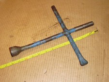 Vintage Melco combination wheel brace with tyre lever end