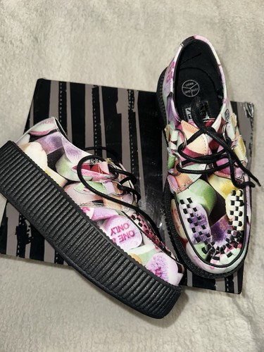 Nwot womens tuk - shoes,, 3