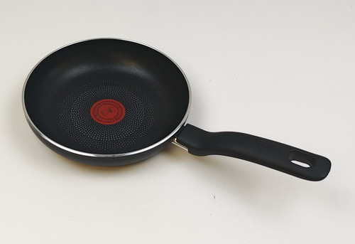Tefal titanium essential - tefal,