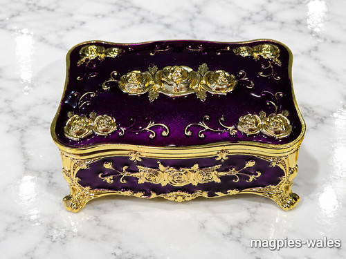 Luxurious ornate purple - luxurious,