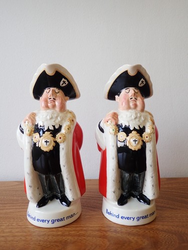 Pair vintage beswick mayor - beswick,