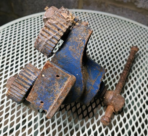 Vintage floor board clamp - vintage,