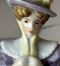 Beauty Antique Porcelain Pin