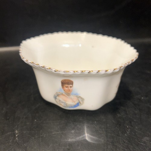 Antique royal doulton - royal, burslem