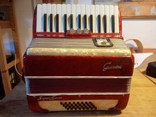 Guerrini 32 Bass Accordion, Good Condition, Tuned