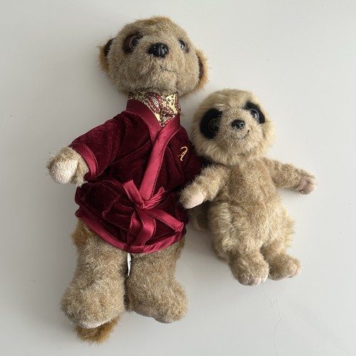 Compare the meerkat - meerkat, alexander