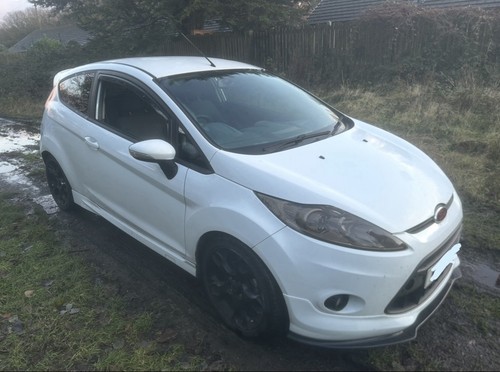 Breaking ford fiesta zetec - !breaking!,