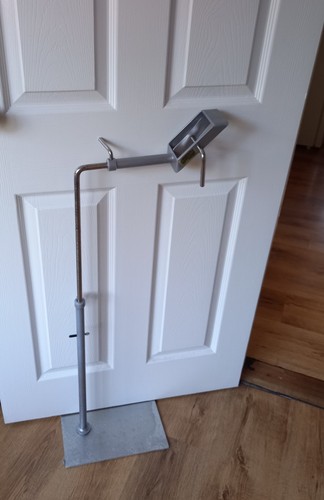 Lowery stand with corner - lowery, clamp