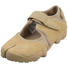 Nike Air Rift Womens Walking Sandals in Beige