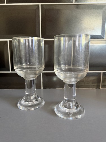 Plastic wine glasses 200ml - glasses,