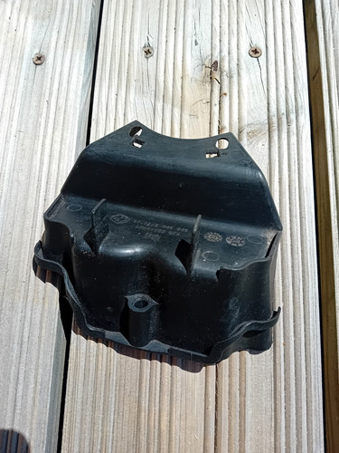 Bmw f650 fuse box cover - f650, cs