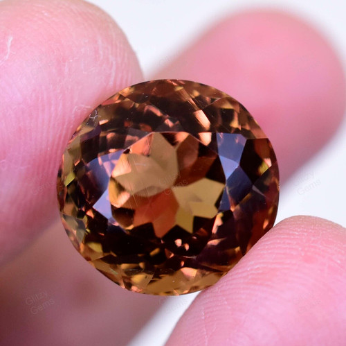 Natural color change zultanite - color-change,