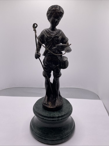 Vintage bronze figure boy - bronze,