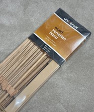 Universal wood venetian blind - wood,