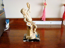 Vintage Depose Italy By Simonelli Resin Figurine  Girl On Marble Base