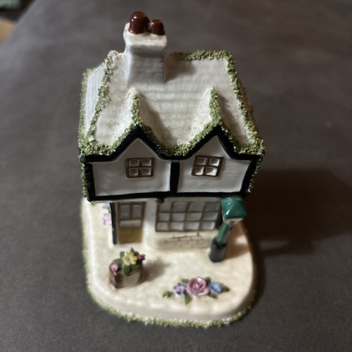 The old curiosity shop - shop, by