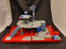 Mattel Matchbox 2005 Pop-Up Playset 24 Hour Garage Centre Toy Cars VGC