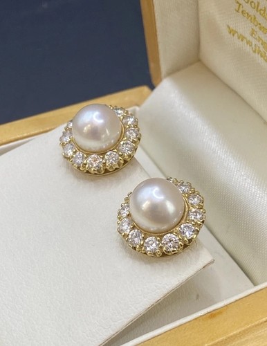 18ct gold pearl - 18ct, halo