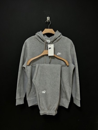 Nike sportswear club - sportswear,