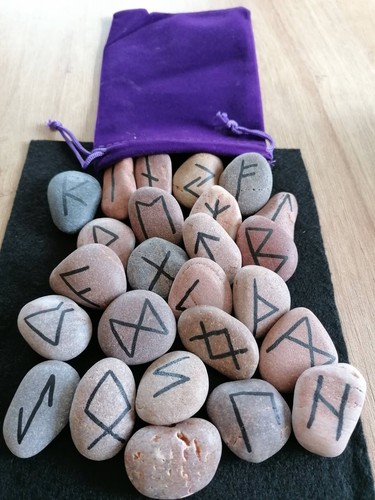 Runes set 192 handcrafted - 192, med