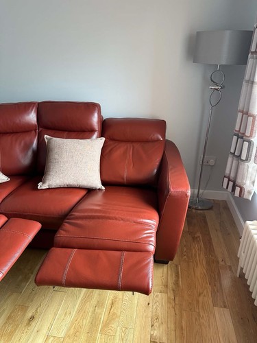 Red leather corner recliner - red,