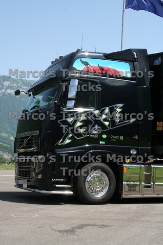 Truck photo volvo fh16 750 - truck,