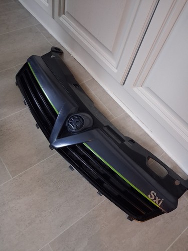 Vauxhall astra front grill - vauxhall, h