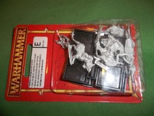 WARHAMMER  SKAVEN  PACKMASTER AND GIANT RATS