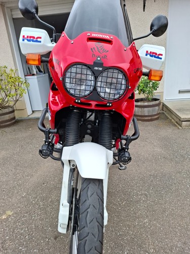 Honda africa twin xrv750y - africa,