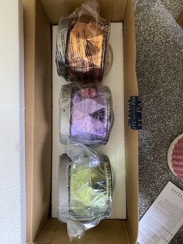 Brand new box - in,
