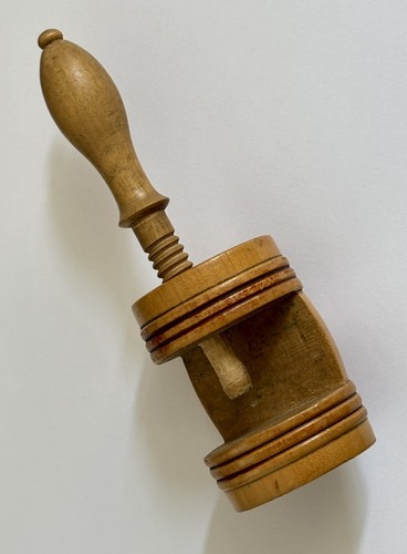 Antique treen sewing clamp - treen,