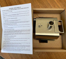 Banham L2000 Satin Chrome Lock Set - lock, plate, rose, screws and striker plate