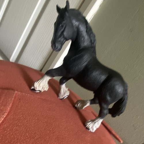 Horse figurine ornament - figurine,