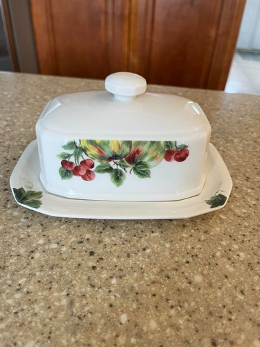 Royal doulton vintage grape - vintage,