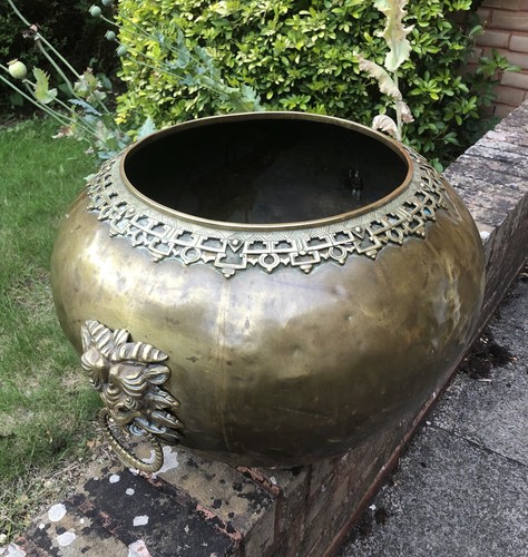 Large brass planter - large,