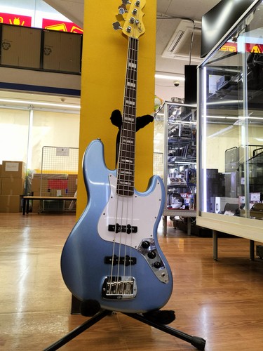 Jazz bass type - jazz,