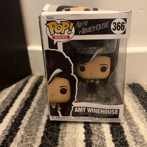 Amy winehouse funko pop back - funko,
