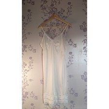 Vintage cream slip dress fits