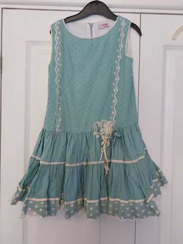 Girls beautiful spanish dress - beautiful,
