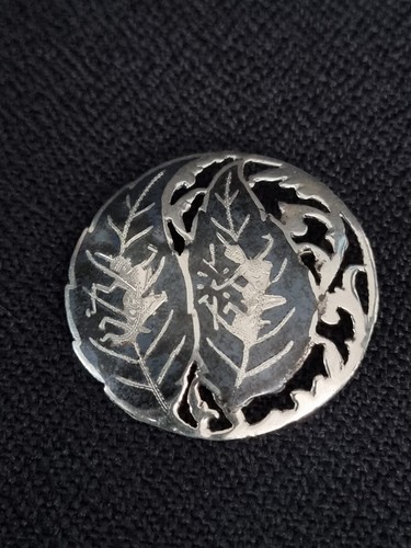 Siam silver brooch - siam, niello